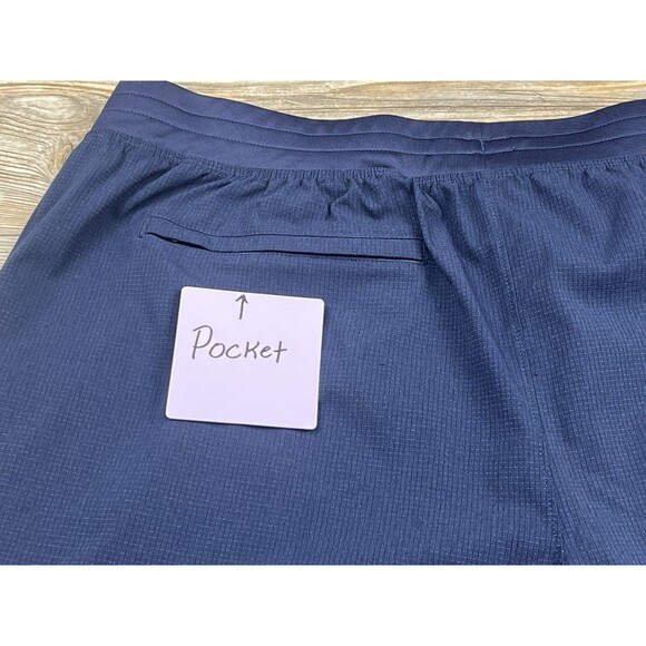 Under Armour Loose Shorts Men's Navy Blue Elastic Waist Drawstring Gym XXL 39/9 - Picture 7 of 12